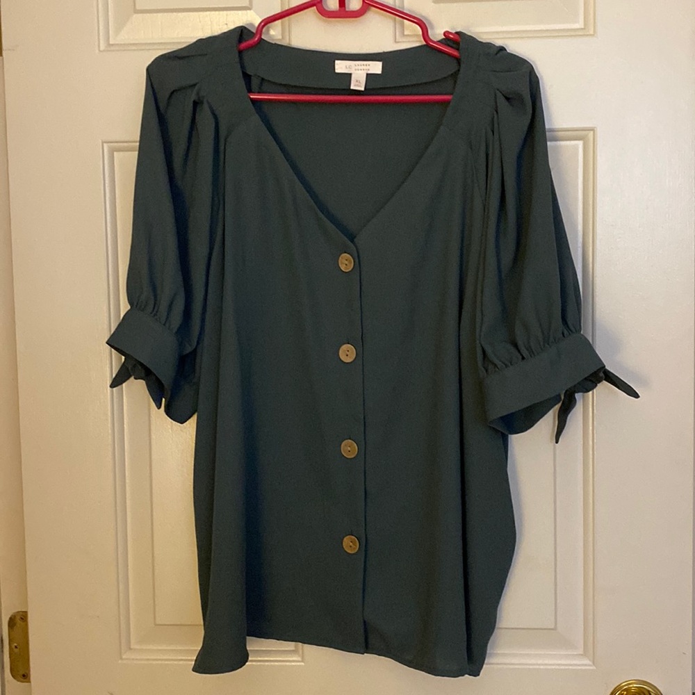 🫧Lauren Conrad blouse